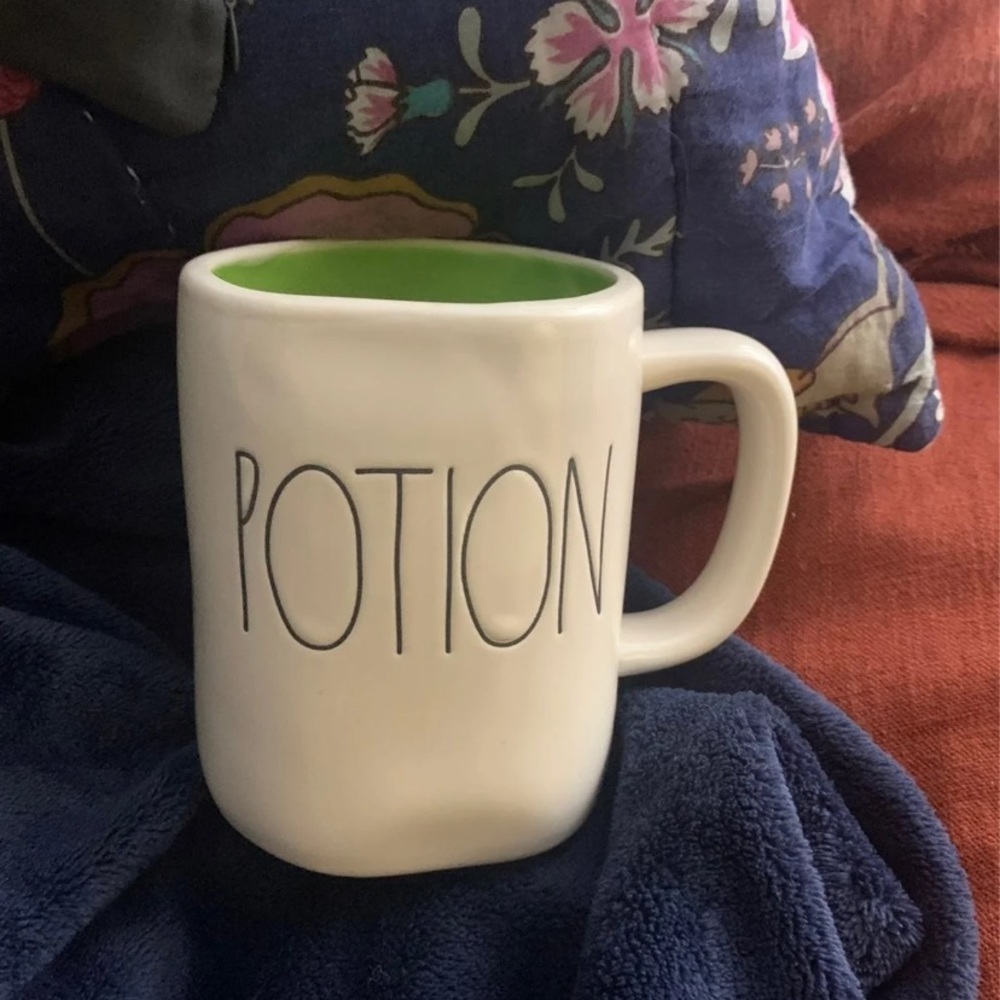 Rae Dunn potion mug